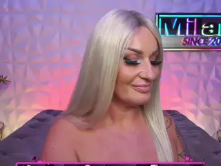 TamaraMilano's Live Sex Cam Show