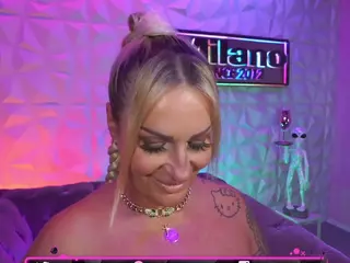 TamaraMilano's Live Sex Cam Show