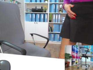 legsoffice7 webcam model