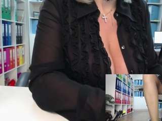 Passionate blonde live cam preview