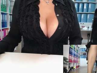 Passionate blonde live cam preview
