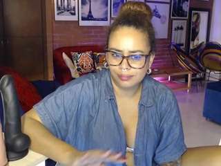 venussex Live Webcam on CamSoda