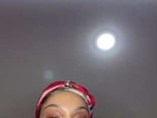 carmelbunny Live Webcam on CamSoda