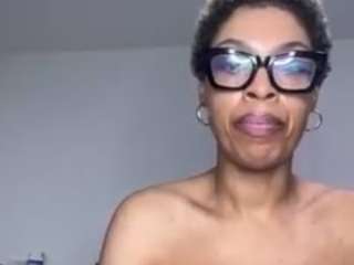 carmelbunny Love live webcam