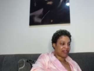 Live webcam model carmelbunny on Soda Cams