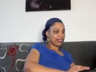 Live webcam model carmelbunny on Soda Cams