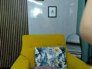  sophia-stuart chat room