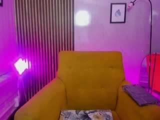 sophia-stuart Live Webcam on CamSoda