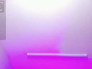 sophia-stuart live cam profile