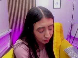 le modèle sophia-stuart est en webcam porno dans un show sur le site camsoda, il possède les tags suivants: anal,ass,wet,thin,tease,strip,spank,skinny,shaved-pussy,pussy,orgasm,no smoking,no drinking,lingerie,green eyes,flashing,fingers,dp,dildo,blowjob