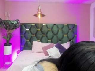 sophia-stuart live cam preview