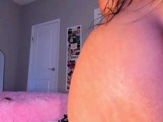 I love that feeling of warm sticky cum between my huge ass cheeks splashing everywhere as I twerk my slutty ass /G:Dildo Ride/Tip 150 tk=Control 1 minute non stop [1021 tokens remaining]