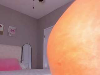 Live webcam model kloewandan on Soda Cams