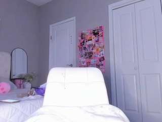 kloewandan Live Webcam on CamSoda