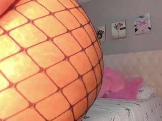 Live webcam model kloewandan on Soda Cams