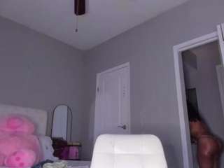 kloewandan Live Webcam on CamSoda