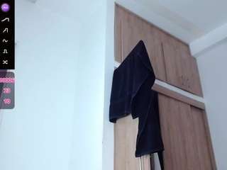  isahotlatin chat room