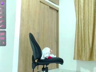  isahotlatin chat room