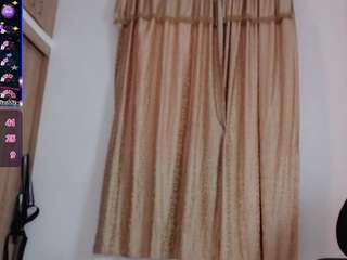 isahotlatin Live Webcam on CamSoda