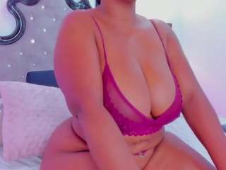 laquishax Live Webcam on CamSoda