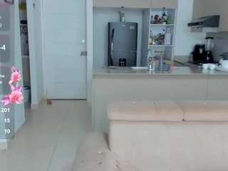 naomiking webcam model